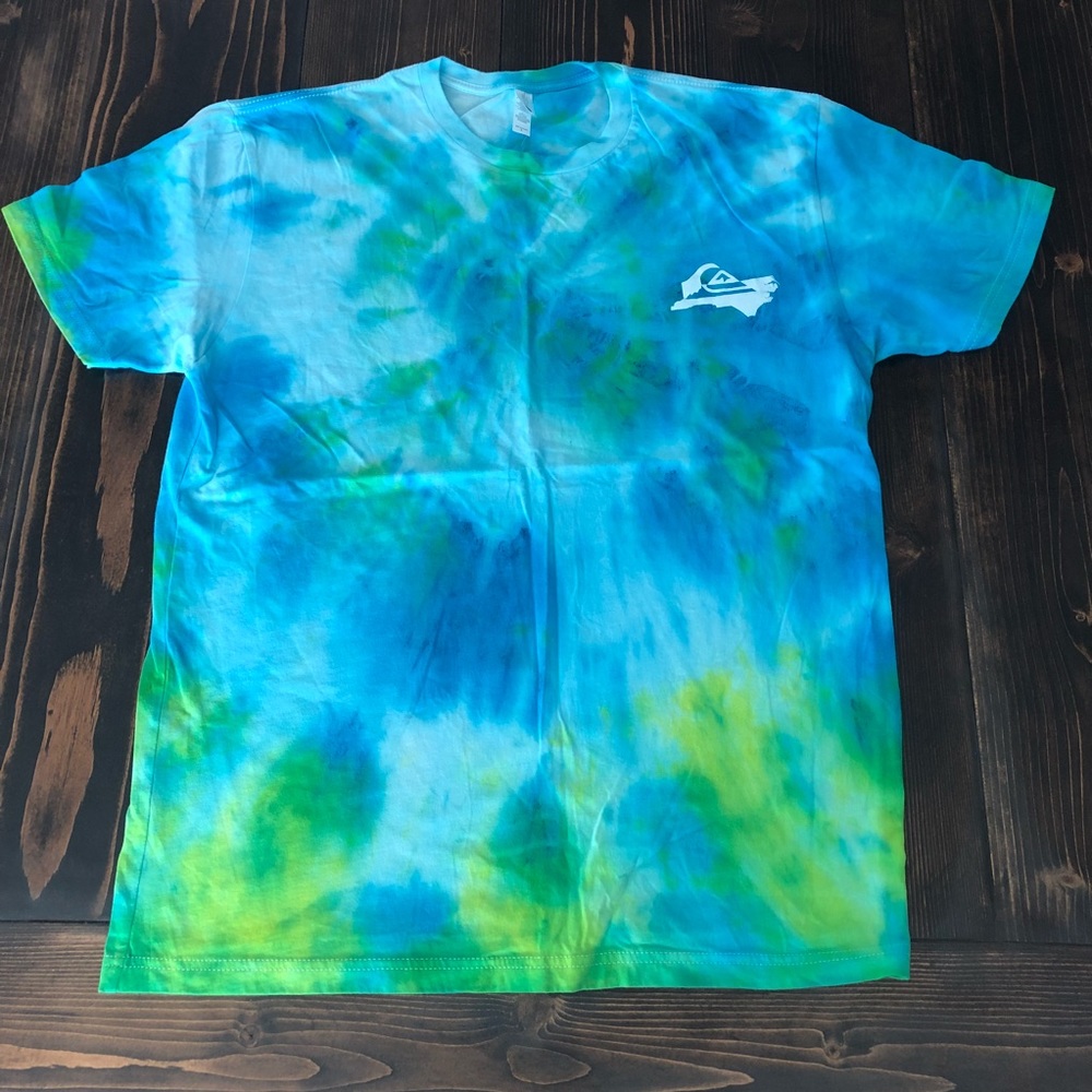 Quicksilver tie dye carolina